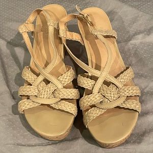 Saks Fifth Avenue 10022 Shoe, Cork Wedge Sandal, Size 7.5 Women's